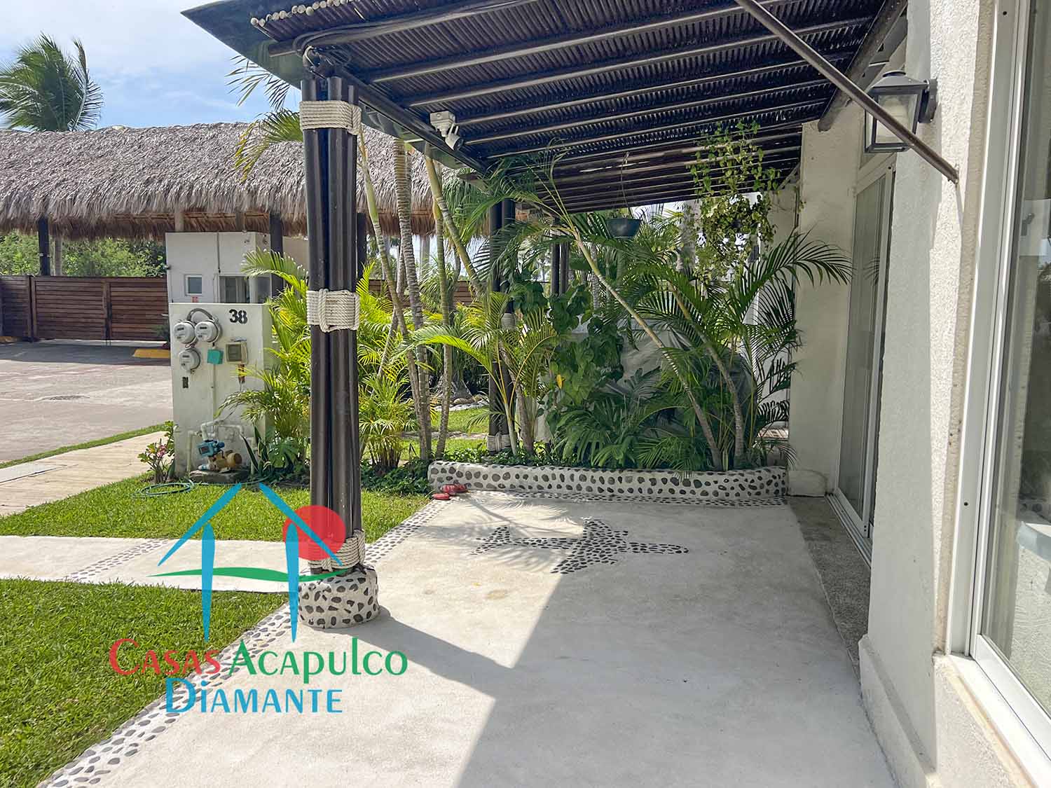 Villas Terrasol Diamante 38 - Estacionamiento 1